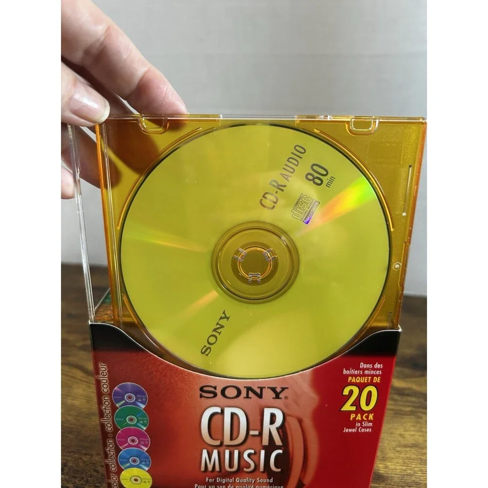 New Sony CD-R Music CDs 20 Pk Slim Multi Color Cases 80 Min 20CRM80LX2 Open Box